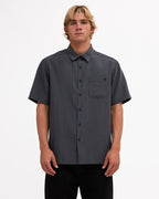 uqmwt03031_quiksilver_kzm0_frt1