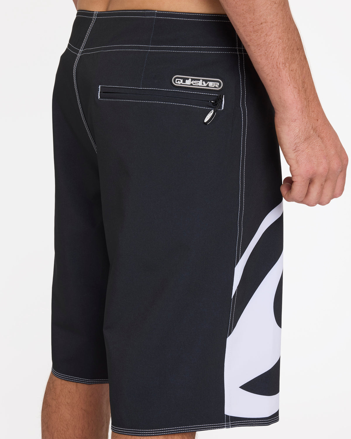uqybs03110_quiksilver_kvj0_dtl1
