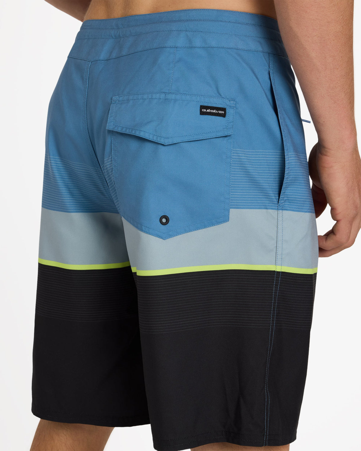 uqybs03125_quiksilver_blm9_dtl1