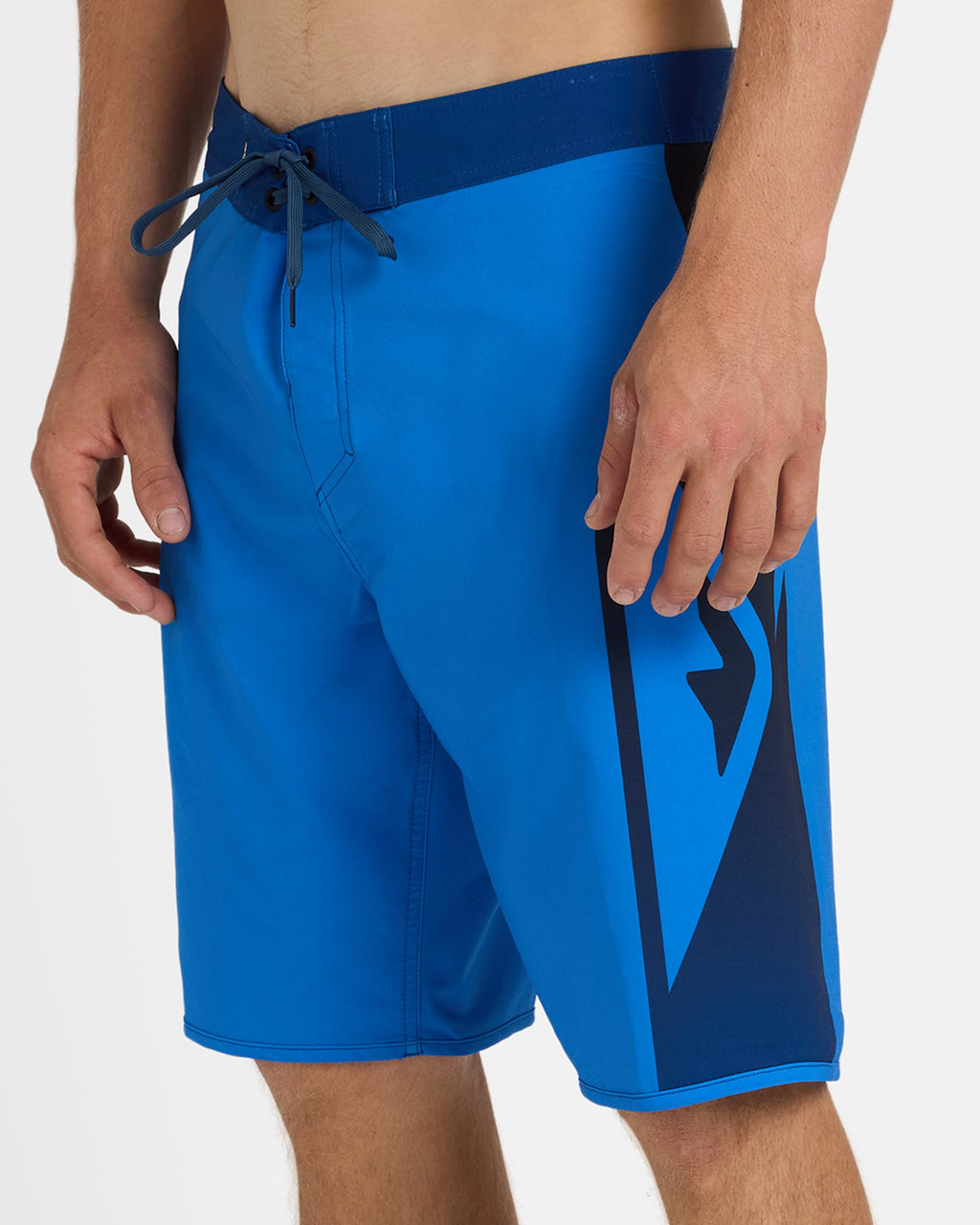 uqybs03129_quiksilver_bmb9_sd6