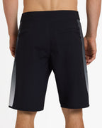 uqybs03129_quiksilver_kvj9_bck6