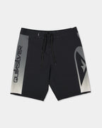 uqybs03129_quiksilver_kvj9_frt1_flat