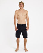 uqybs03129_quiksilver_kvj9_frt9