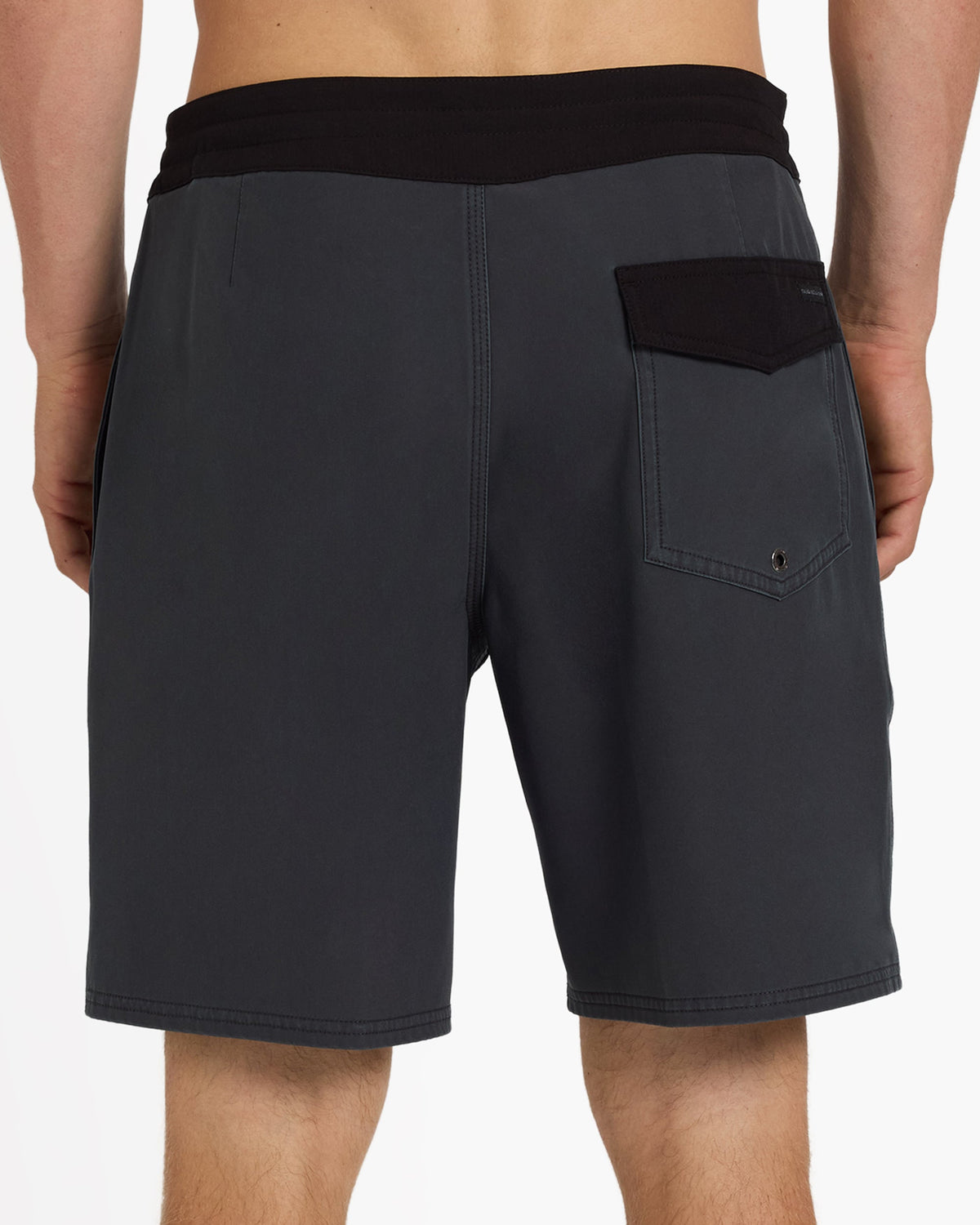 uqybs03131_quiksilver_kvj0_bck6