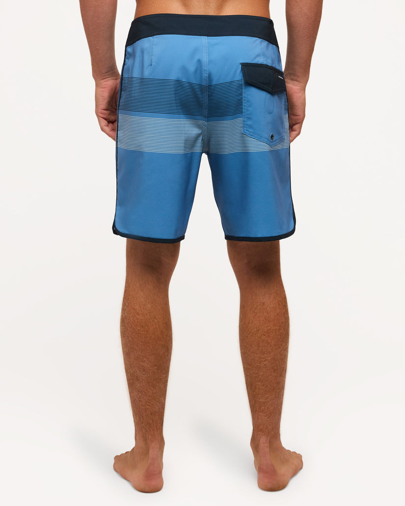 uqybs03161_quiksilver_blm9_bck1