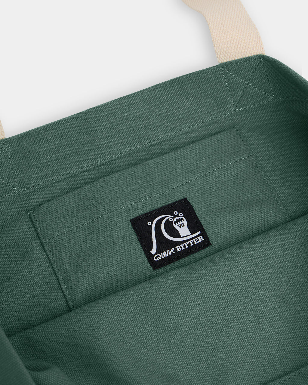 QS X VB TOTE (GRT0)