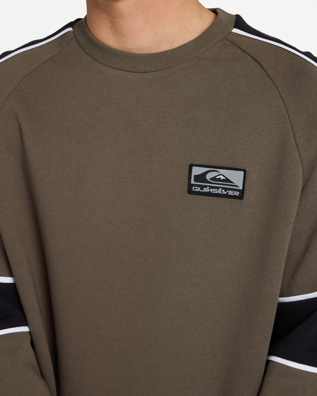uqyft03213_quiksilver_cqp0_dtl1