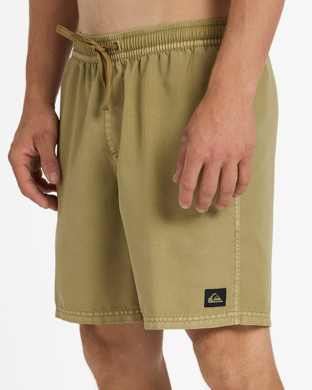uqyjv03048_quiksilver_clm0_sd6