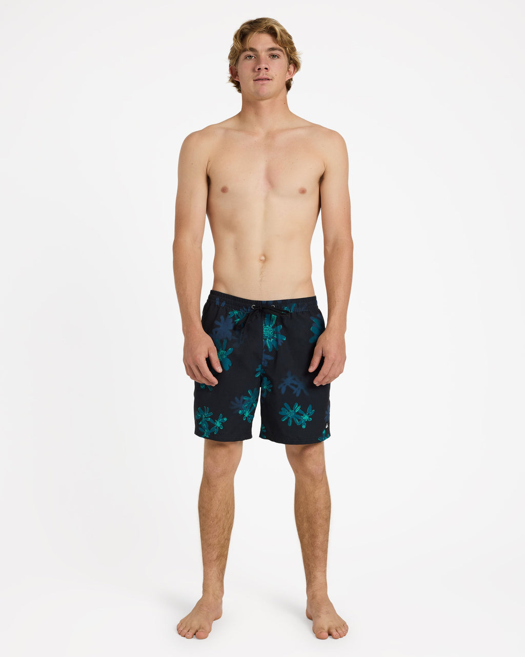 uqyjv03056_quiksilver_kvj9_frt9