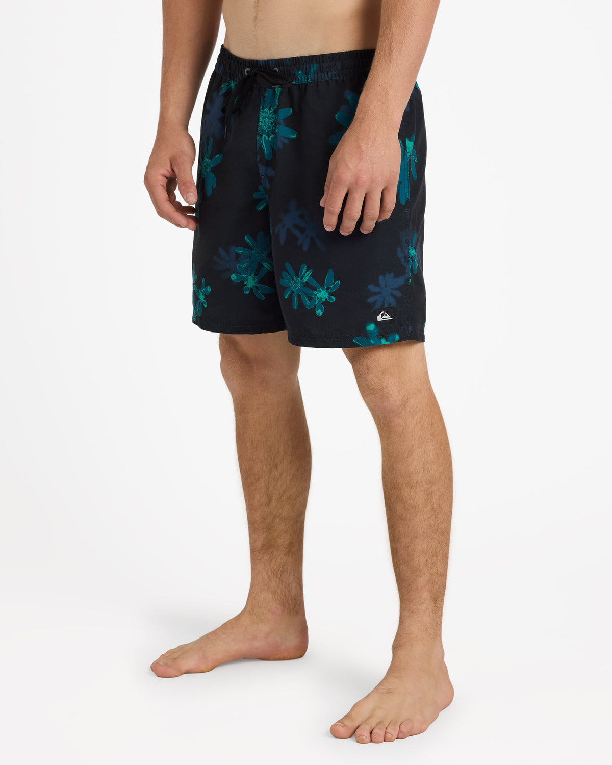 uqyjv03056_quiksilver_kvj9_sd1