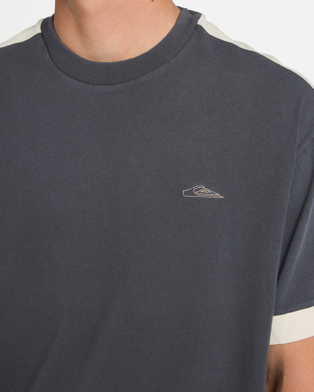uqykt03303_quiksilver_bhd0_dtl1