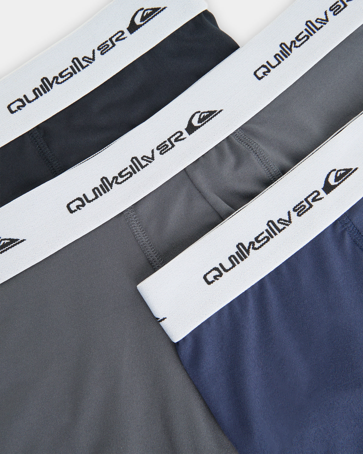 uqylw03004_quiksilver_blk_dtl1