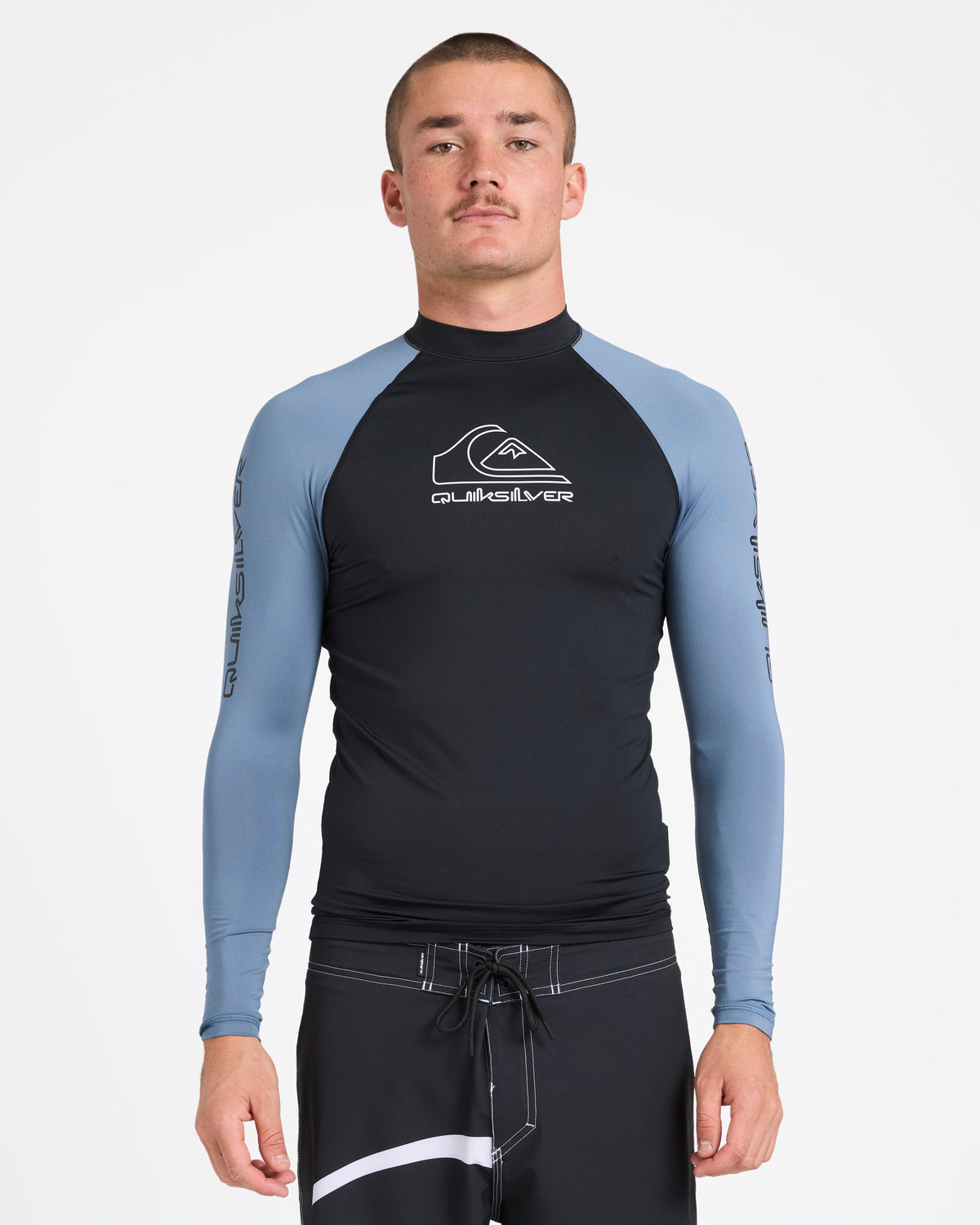 uqywr03168_quiksilver_bnd0_frt1