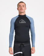 uqywr03168_quiksilver_bnd0_frt1
