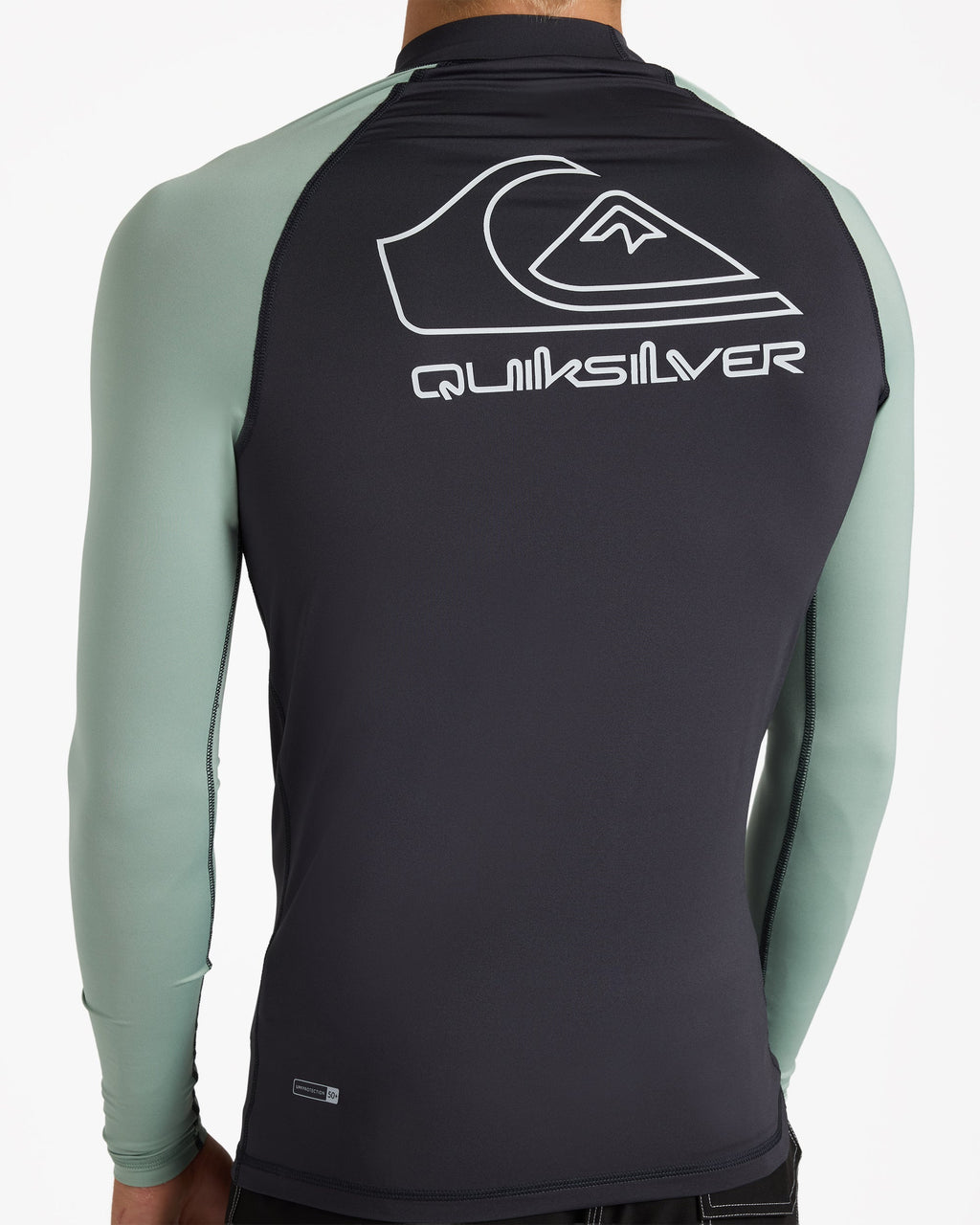 uqywr03168_quiksilver_ghg0_dtl1