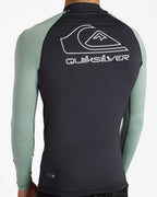 uqywr03168_quiksilver_ghg0_dtl1