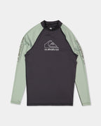 uqywr03168_quiksilver_ghg0_frt1