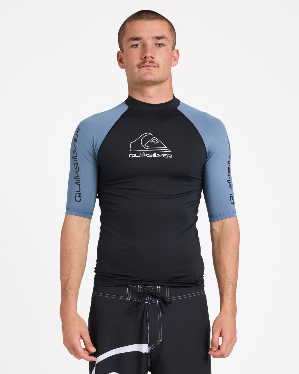 uqywr03169_quiksilver_bnd0_frt1