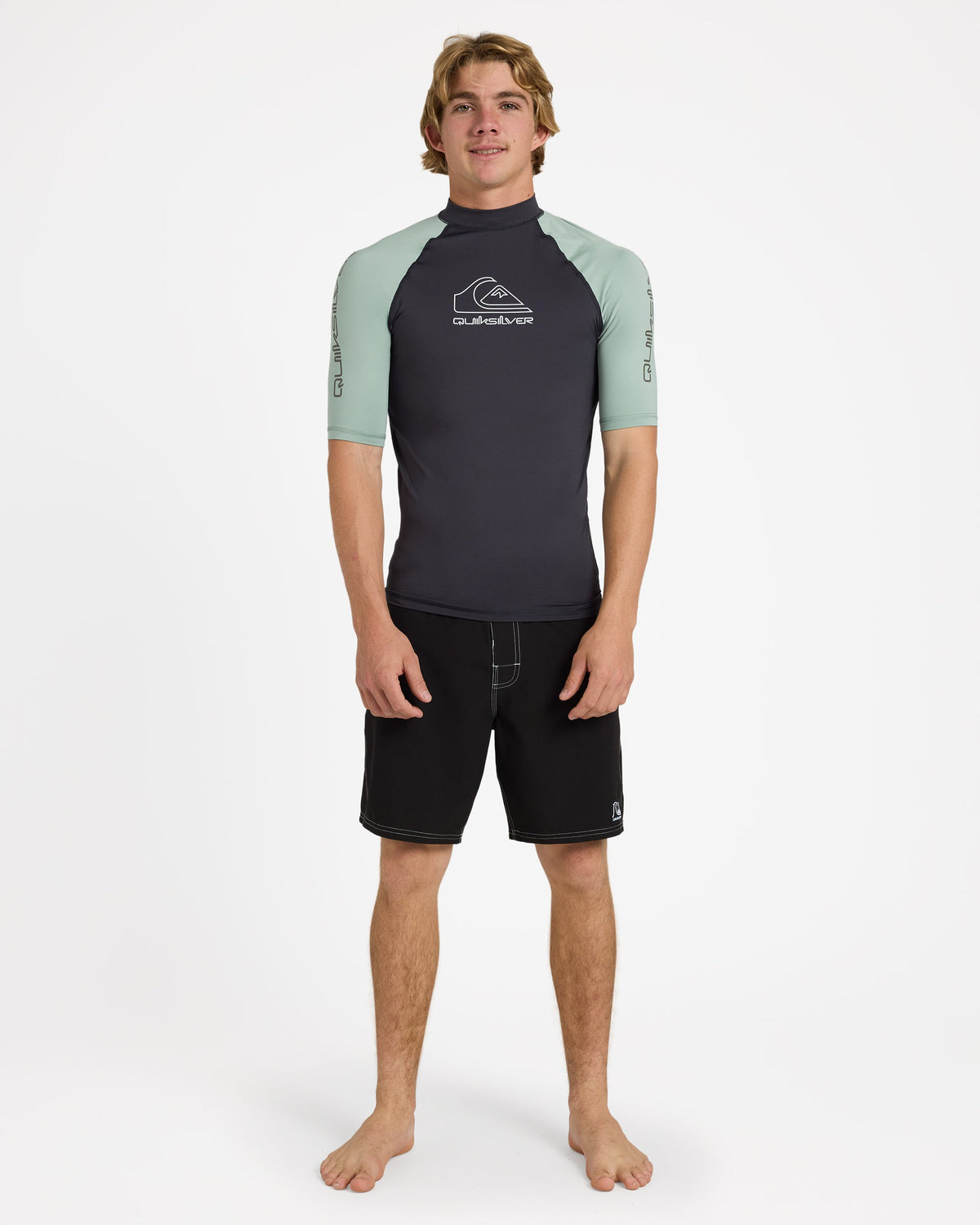 uqywr03169_quiksilver_ghg0_frt9
