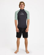 uqywr03169_quiksilver_ghg0_frt9