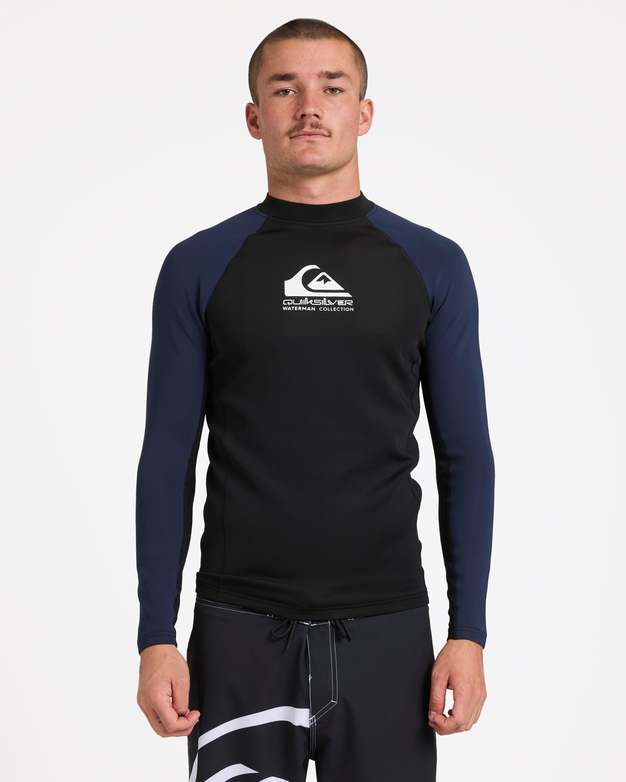 uqywr03179_quiksilver_xkkb_frt1