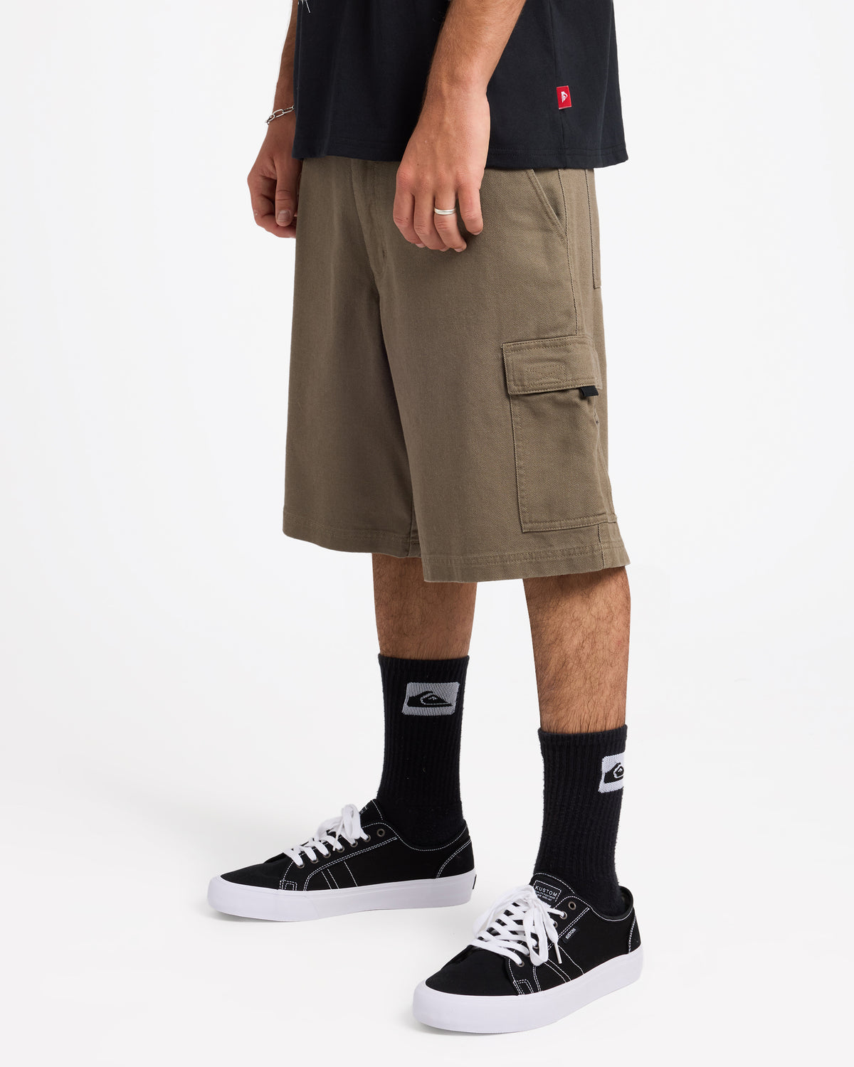 04S WALKSHORT 21