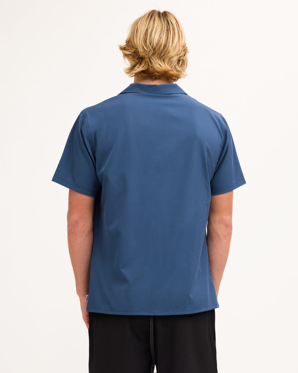 uqywt03146_quiksilver_brq0_bck1