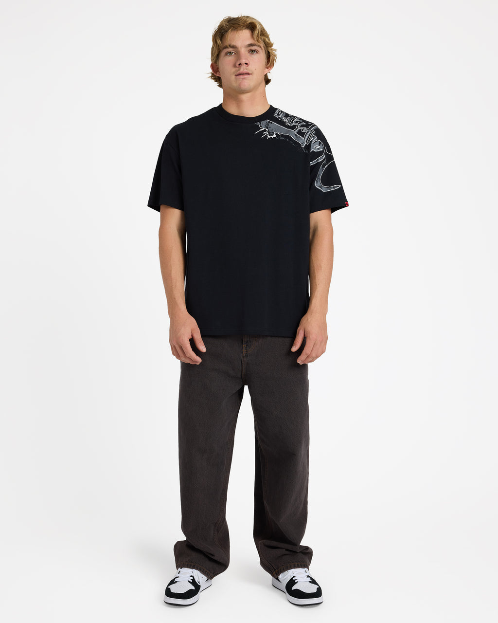 uqyzt05859_quiksilver_kvj0_frt9