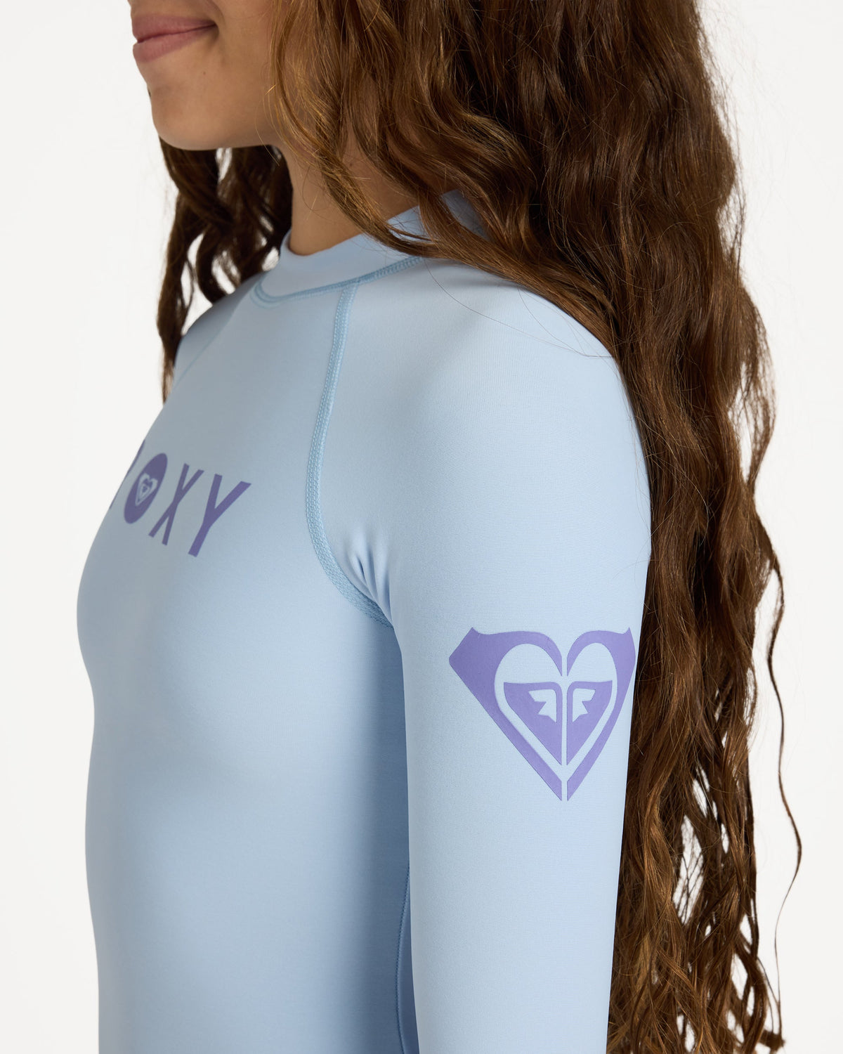 urgwr03098_roxy_bzr0_dtl1