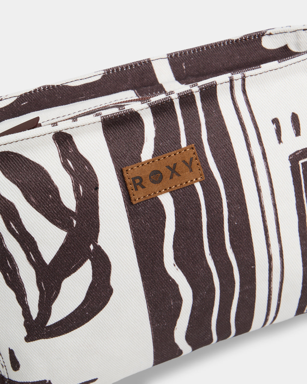 WALK OF LIFE POUCH