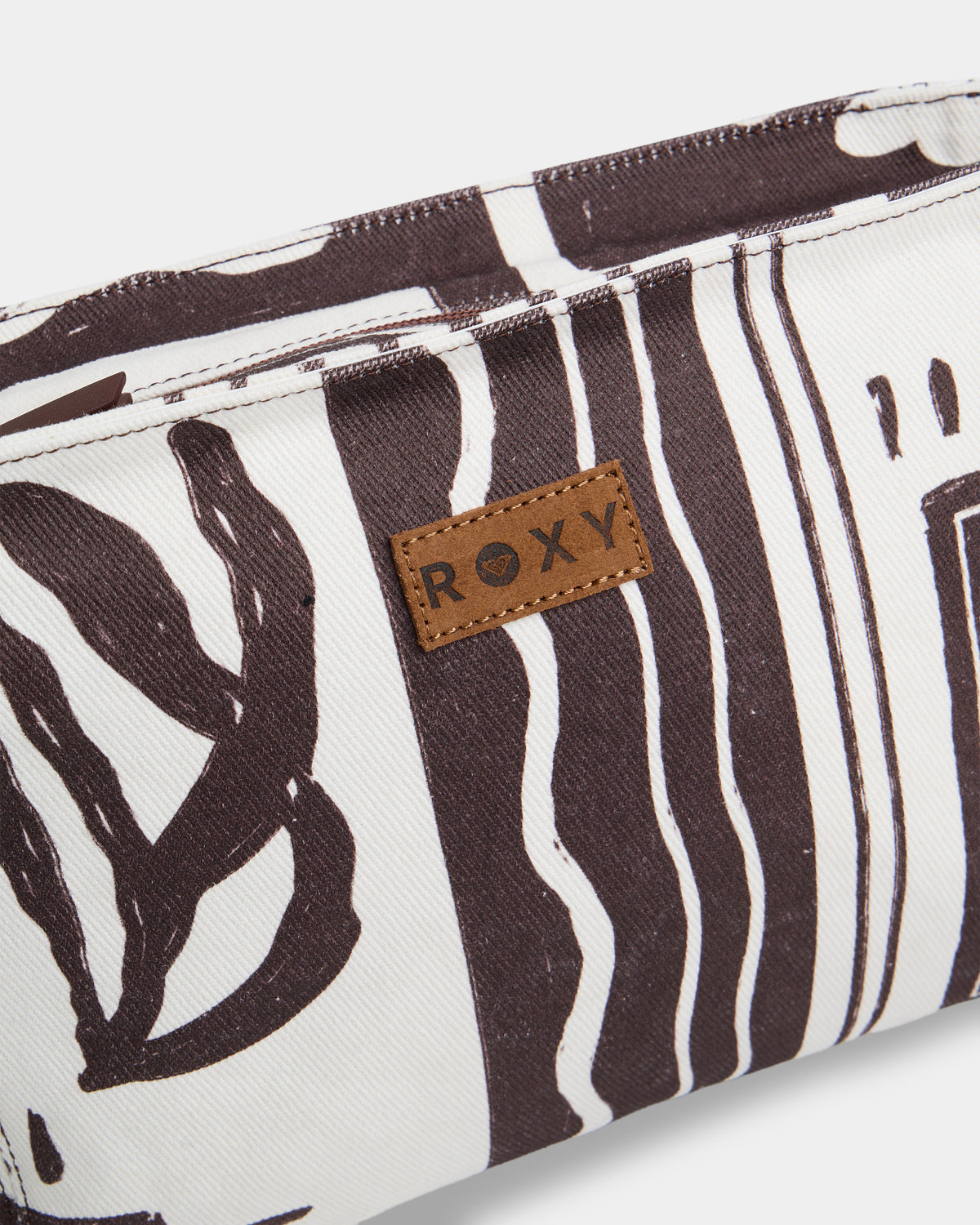 WALK OF LIFE POUCH