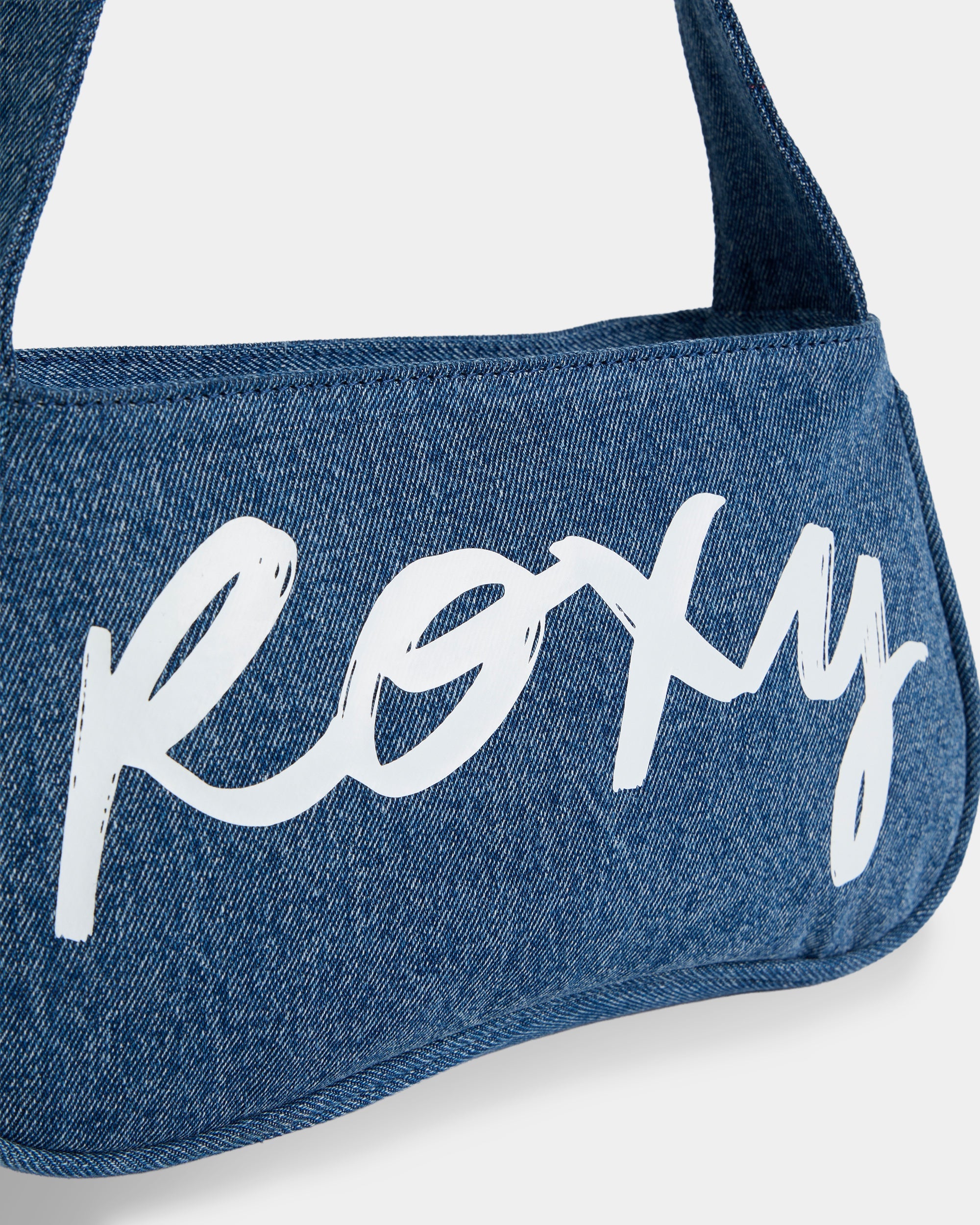 urjbp03127_roxy_blub_dtl1