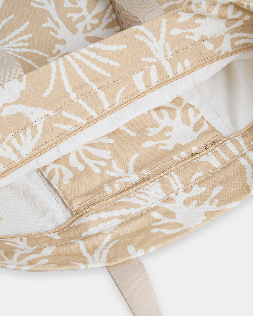 CORAL COVE TOTE