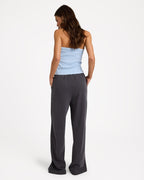 urjfb03066_roxy_kta0_bck1