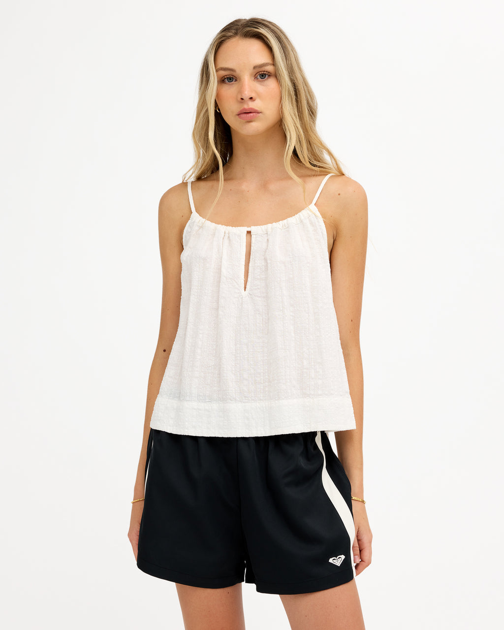 urjns03115_roxy_blk_frt1