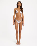 urjx303138_roxy_wbb0_frt9