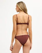 urjx303257_roxy_jva_bck1