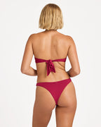 BEACH CLASSICS HL CHEEKY