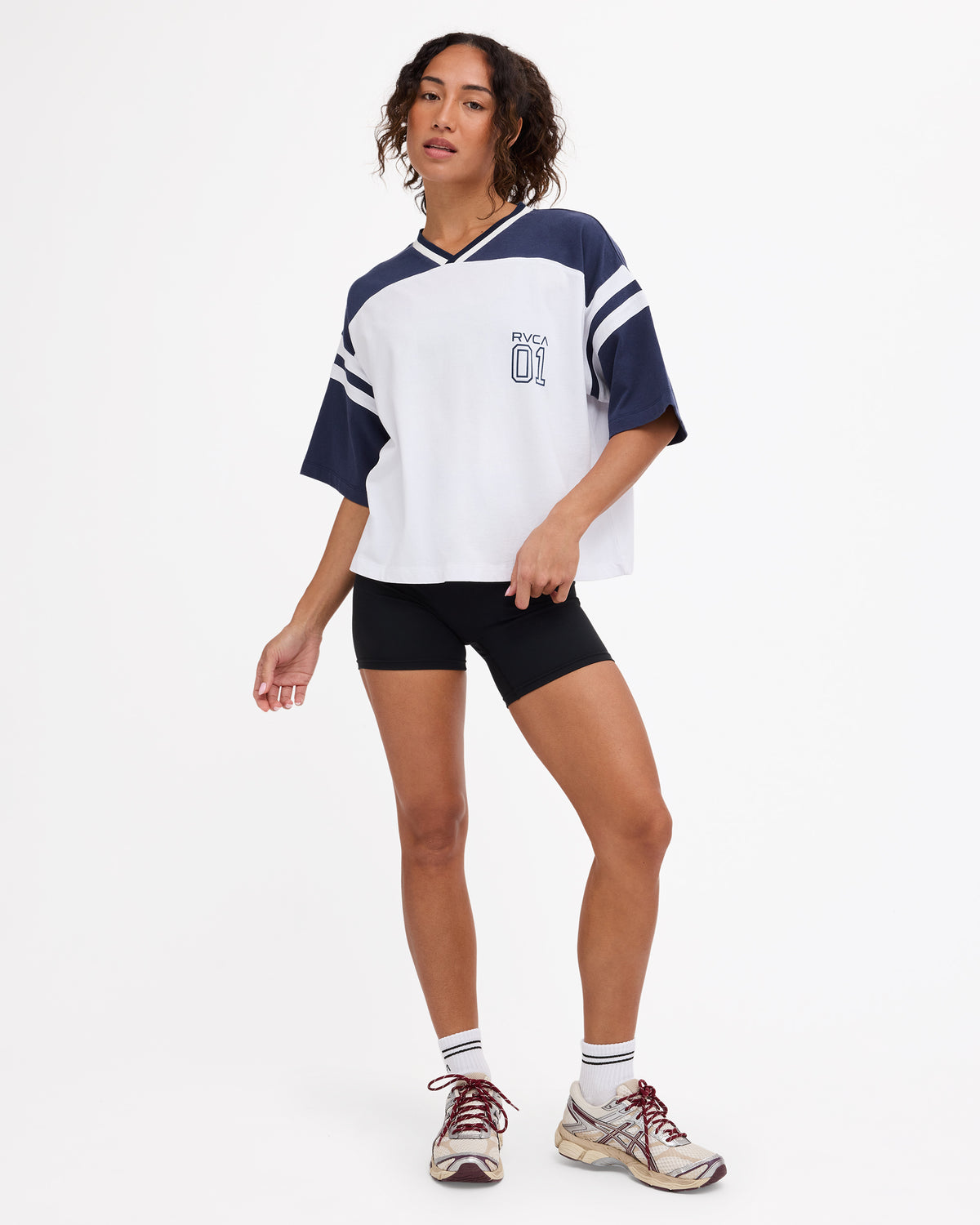 uvjkt00259_rvca_nvy_frt9
