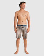 Mens Daisied 18" Boardshorts