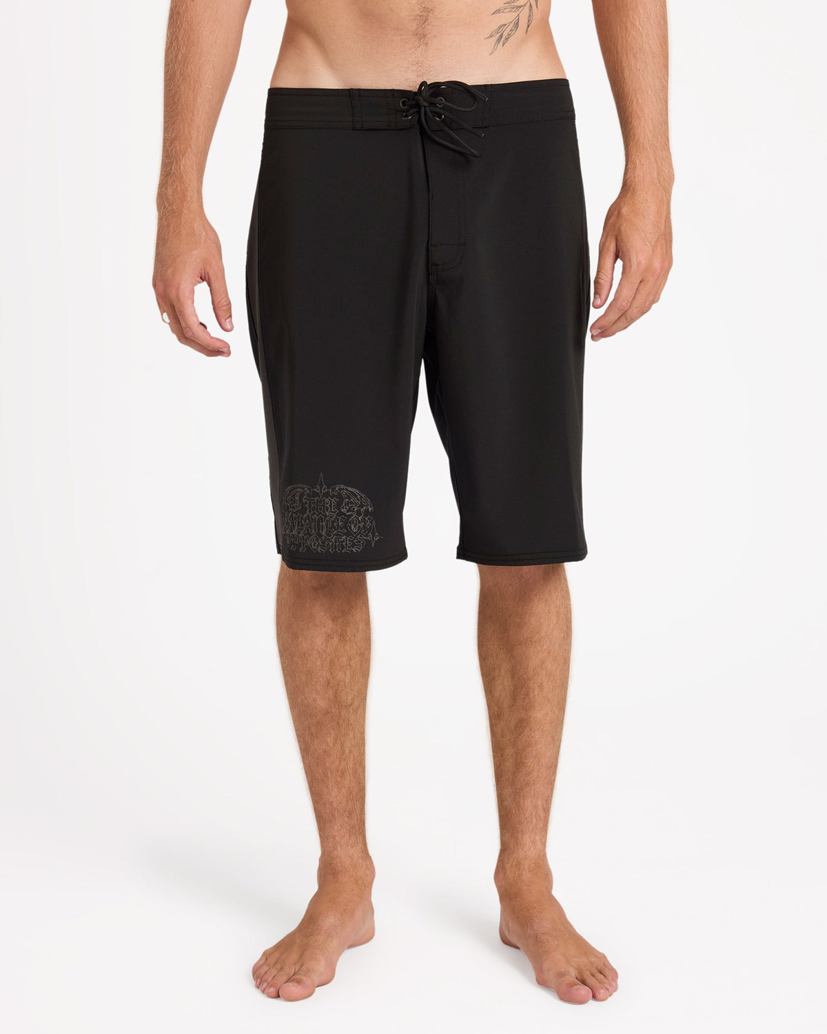 uvybs00160_rvca_blk_frt1