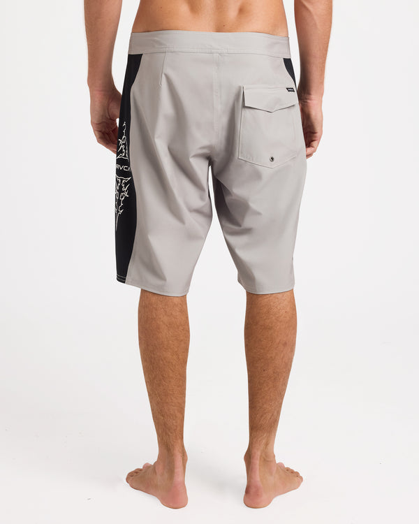 SYMMETRY BOARDSHORT