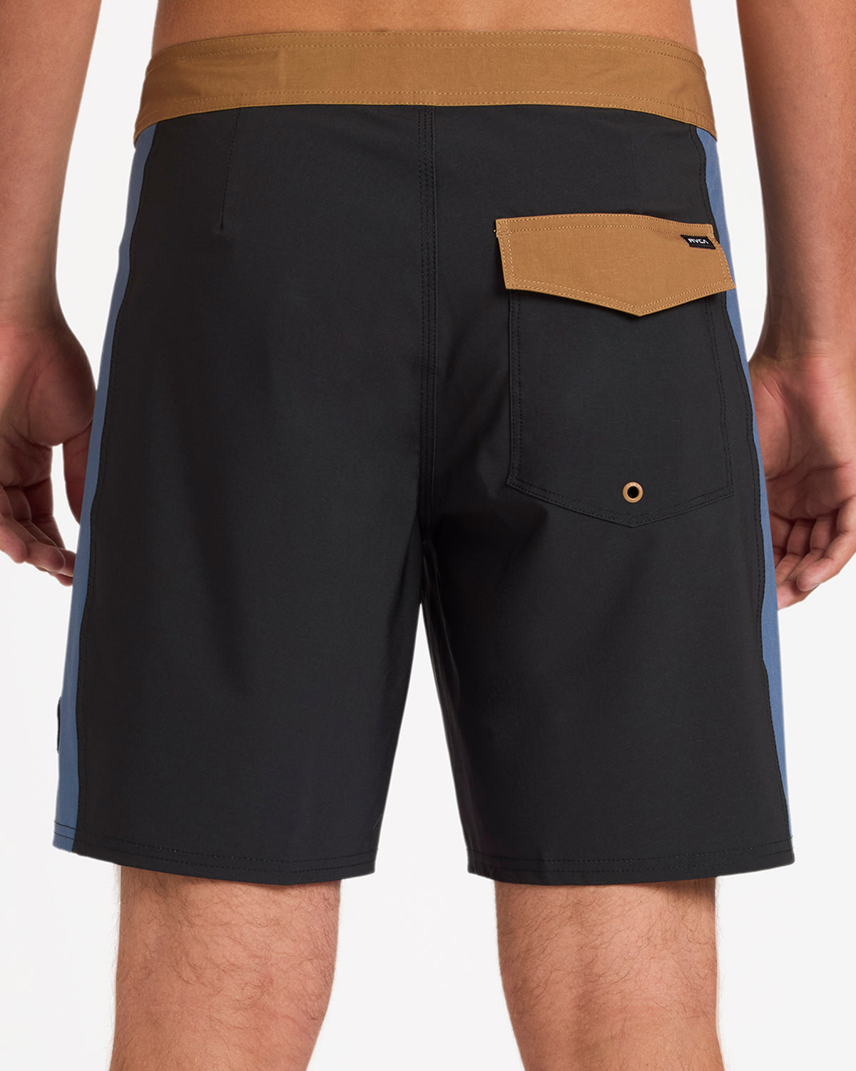 uvybs00177_rvca_blk_bck6