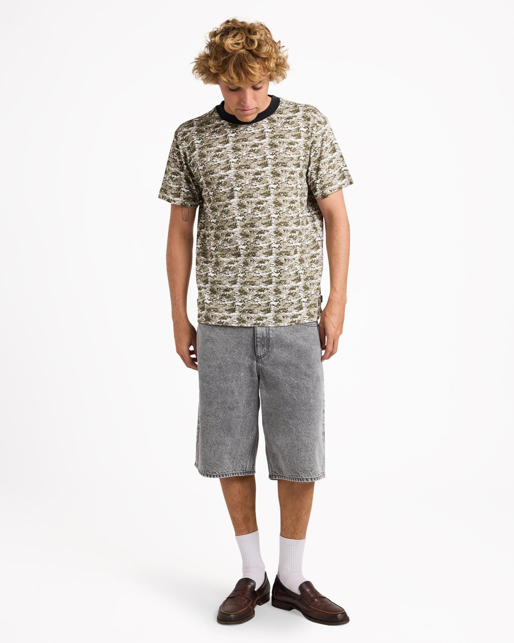 DAYSHIFT BAGGY DENIM SHORTS