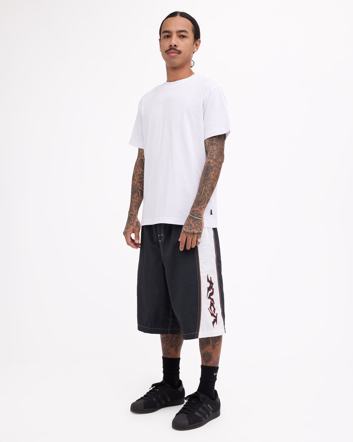 MOMENTUM BOARDSHORT 24