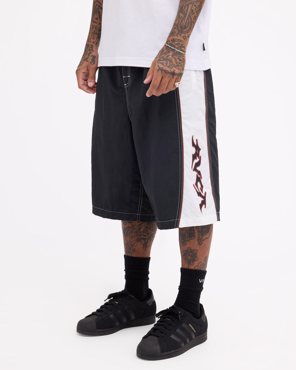 MOMENTUM BOARDSHORT 24