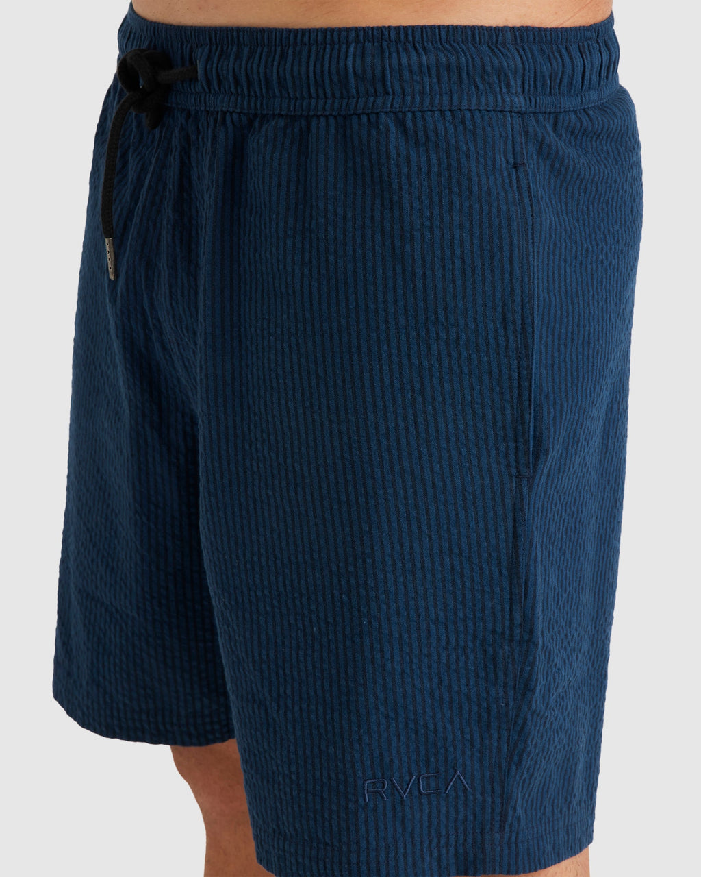 Mens Seered Stripe Elastic Walkshorts