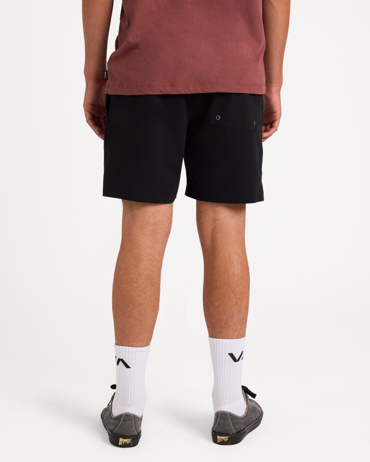 uvyws00150_rvca_blk_bck1