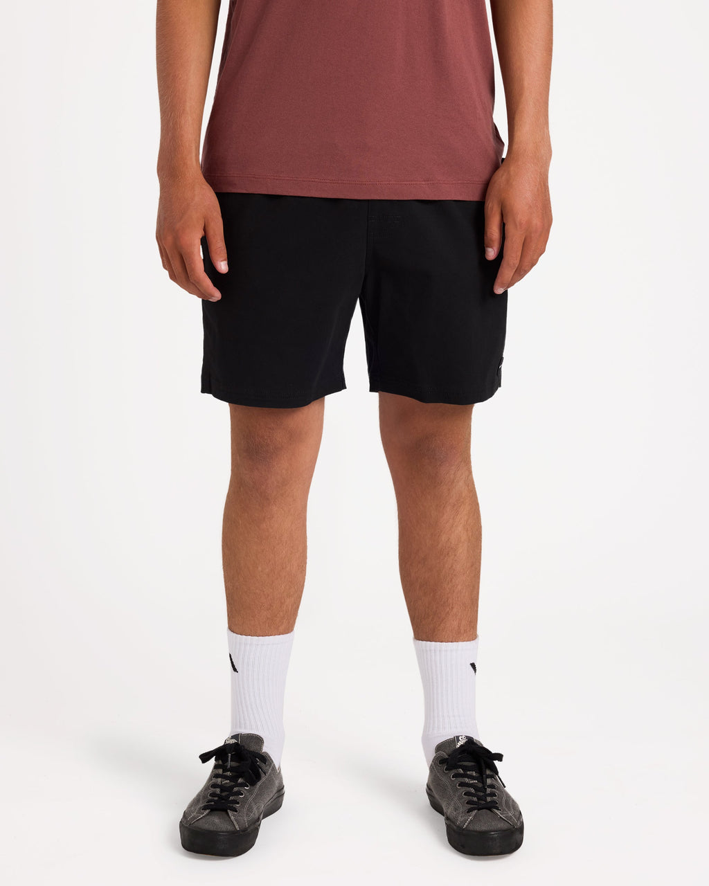 uvyws00150_rvca_blk_frt1