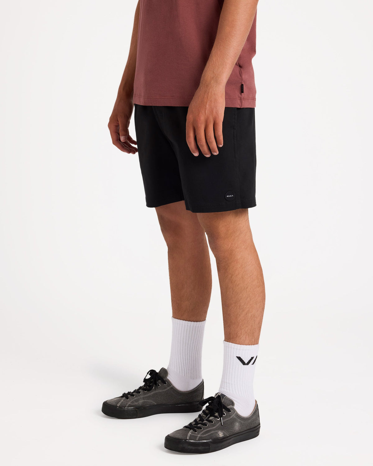 uvyws00150_rvca_blk_sd1